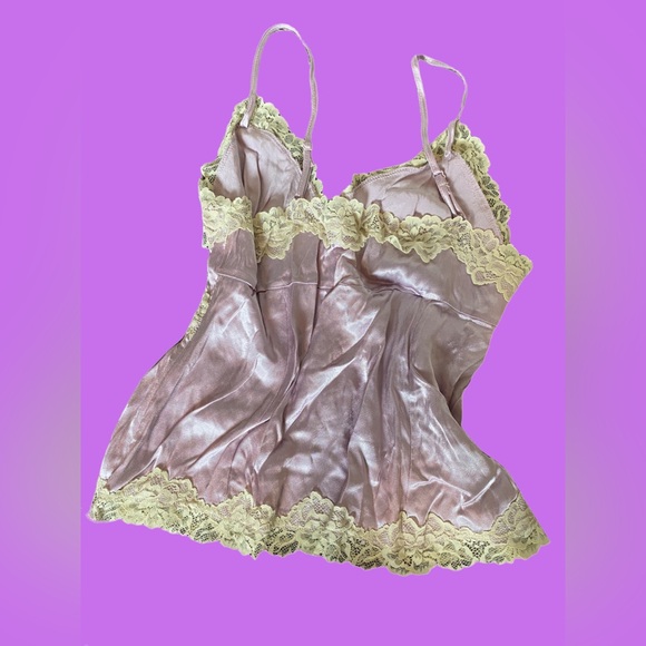 NWOT y2k Lilac Lace Cami - Picture 2 of 4